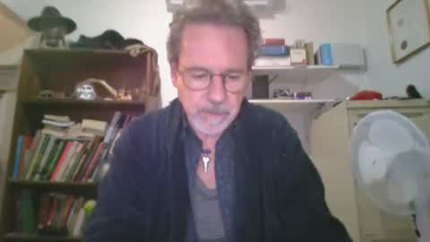 Snapshot of whiteboomer chatting on July 15, 9:25 am whiteboomer online show from July 15, 9:25 am