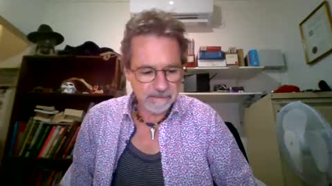 Snapshot of whiteboomer chatting on July 16, 8:42 am whiteboomer online show from July 16, 8:42 am