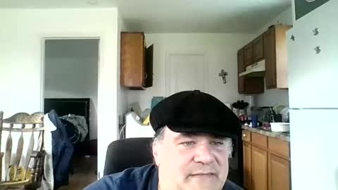 Snapshot of whiteboyguidx chatting on December 21, 6:48 pm Tony Floyd online show from December 21, 6:48 pm