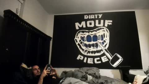 just  str8 stud nut  1000 online show from April 11, 5:23 am