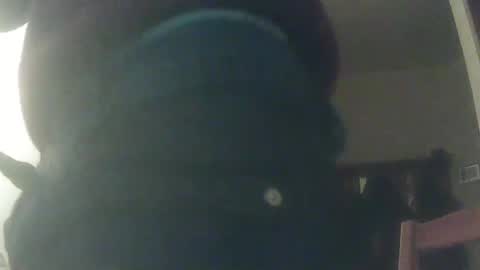 Snapshot of whiteduke81 chatting on December 17, 6:20 pm Whiteduke online show from December 17, 6:20 pm