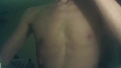Snapshot of whiteduke81 chatting on July 18, 7:50 pm Whiteduke online show from July 18, 7:50 pm