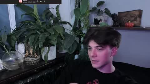 Gus online show from October 28, 11:07 pm