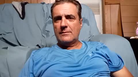 Snapshot of whitelion67 chatting on July 3, 5:52 pm whitelion67 online show from July 3, 5:52 pm