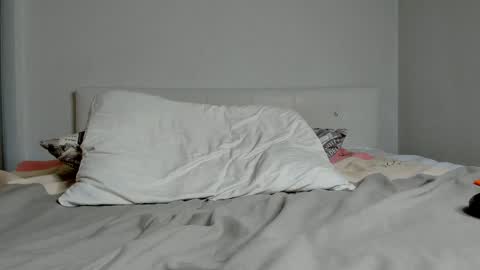 Ari online show from January 8, 3:39 pm