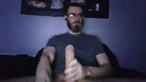 Snapshot of whitestalion25 chatting on April 12, 4:39 am whitestalion25 online show from April 12, 4:39 am