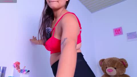 Snapshot of whitneyparker1 chatting on October 22, 1:00 pm Whitney online show from October 22, 1:00 pm