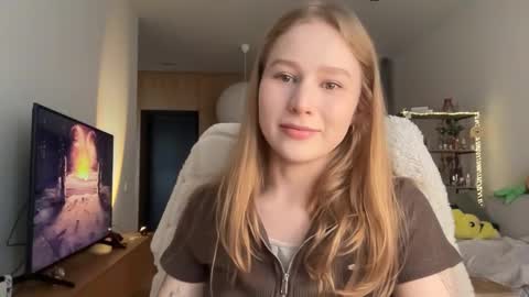 Alisa online show from September 19, 7:32 am