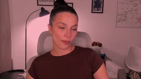 whoislulu online show from April 25, 6:27 pm