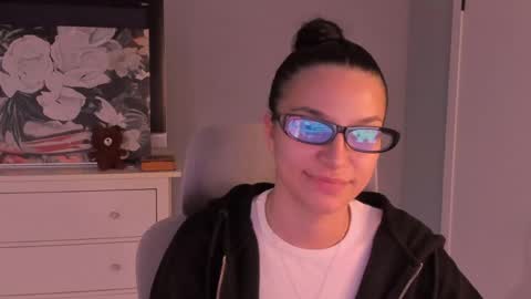 Snapshot of whoislulu chatting on May 4, 8:49 pm whoislulu online show from May 4, 8:49 pm