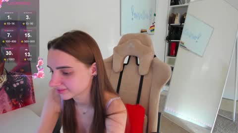 Abby  online show from December 17, 11:17 am