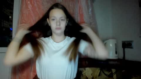 Snapshot of why_again_me chatting on December 20, 11:16 pm Veronica online show from December 20, 11:16 pm