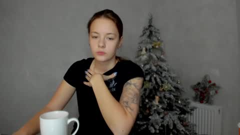 Snapshot of why_again_me chatting on January 10, 3:58 pm Veronica online show from January 10, 3:58 pm