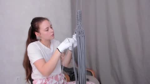 Snapshot of why_again_me chatting on February 13, 8:45 pm Veronica online show from February 13, 8:45 pm