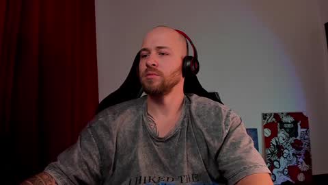 VI online show from December 4, 6:28 pm