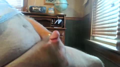 Snapshot of whydog chatting on December 7, 4:14 pm whydog online show from December 7, 4:14 pm