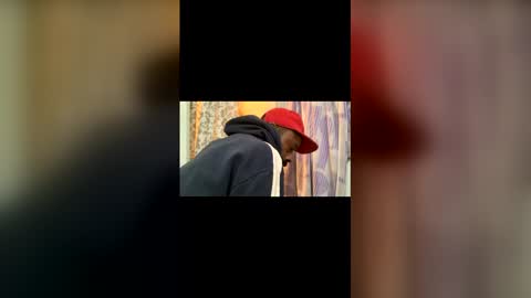 Snapshot of whyou12 chatting on November 25, 6:08 pm whyou12 online show from November 25, 6:08 pm