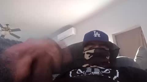 whyyuhcare7022 online show from October 31, 3:02 pm