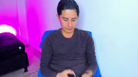 Snapshot of wickedboy_twink chatting on May 25, 6:58 pm JAISON online show from May 25, 6:58 pm