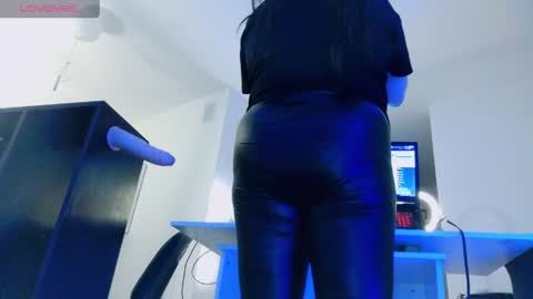 Laura  online show from April 6, 7:59 pm