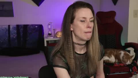 Gretchen  Jimmy online show from April 21, 12:45 am