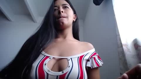 Snapshot of wifhot chatting on December 29, 12:12 pm Ilauren online show from December 29, 12:12 pm