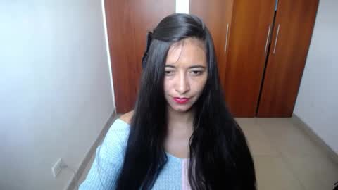 Snapshot of wifhot chatting on January 7, 7:06 pm Ilauren online show from January 7, 7:06 pm