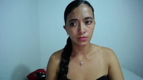 Ilauren online show from June 7, 2:37 am