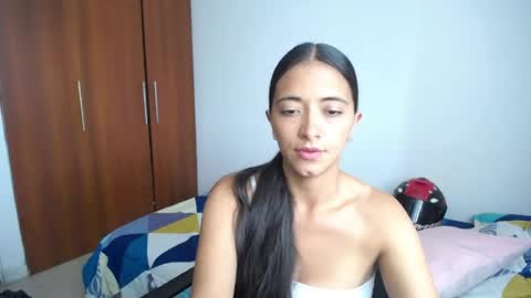 Ilauren online show from July 21, 12:40 pm