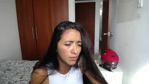 Ilauren online show from July 31, 1:05 am