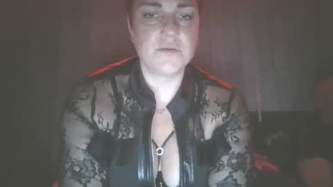 Snapshot of wijheerlijkstel4339 chatting on May 24, 3:00 am wijheerlijkstel4339 online show from May 24, 3:00 am