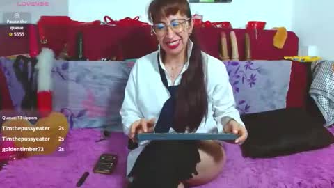 Snapshot of wiktoriabrown69 chatting on November 10, 11:37 pm VICTORIA online show from November 10, 11:37 pm