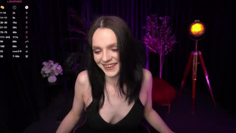 Alice online show from April 22, 3:13 pm