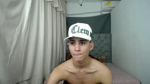 wild_fantasy_69 online show from January 10, 9:23 am