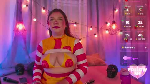 Lily  online show from October 31, 9:38 pm