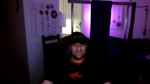 Snapshot of wild_otters chatting on October 21, 11:44 am Wi1d Ott3r online show from October 21, 11:44 am