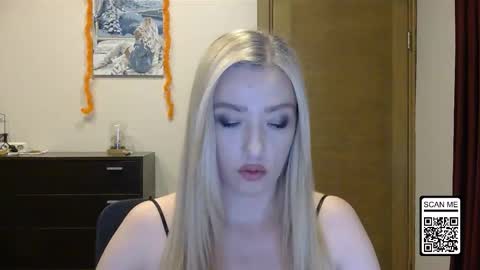 Alina online show from October 31, 4:52 pm