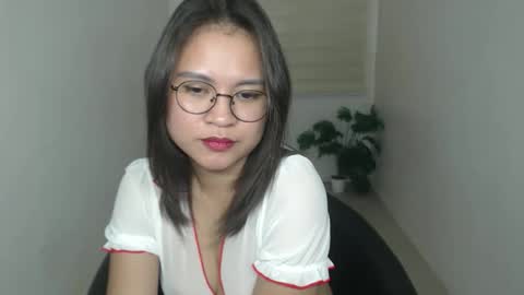 Snapshot of wildbountyy chatting on December 15, 3:38 pm Arden online show from December 15, 3:38 pm