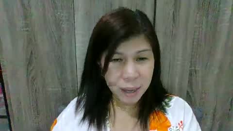 Snapshot of wildbrownchick69 chatting on January 11, 11:45 am WildChick online show from January 11, 11:45 am