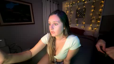 Snapshot of wildcouple_6960 chatting on January 11, 3:02 am Cassidy online show from January 11, 3:02 am