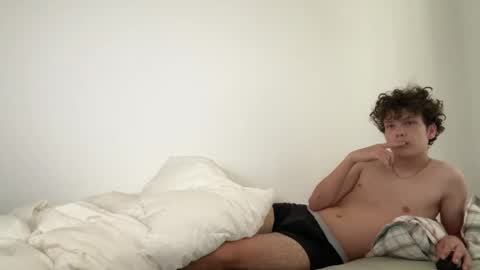 Snapshot of wilddesire18 chatting on September 13, 7:41 am wilddesire18 online show from September 13, 7:41 am