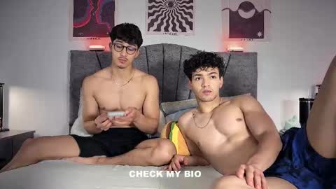 WildDesire online show from February 22, 5:08 am