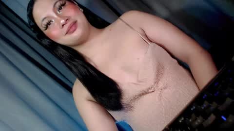 wildest_dream1 online show from July 18, 8:56 pm