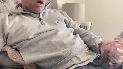 Snapshot of wildhungry chatting on December 23, 11:17 pm wildhungry online show from December 23, 11:17 pm