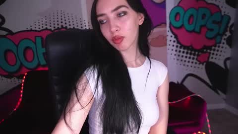 Snapshot of wildkittenx_ chatting on September 29, 5:45 am Alena online show from September 29, 5:45 am