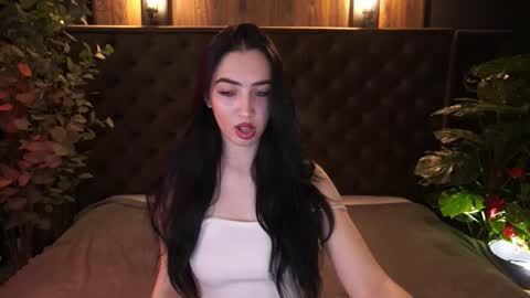 Alena online show from March 27, 7:03 am