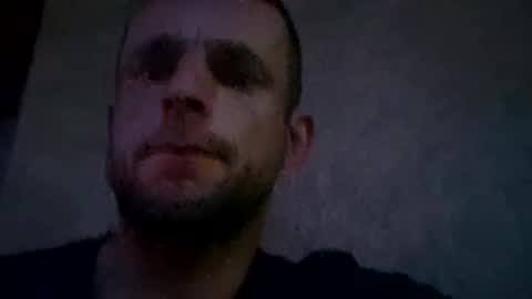 Snapshot of wildmike93 chatting on June 7, 7:39 pm wildmike93 online show from June 7, 7:39 pm