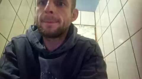 Snapshot of wildmike93 chatting on June 14, 4:20 pm wildmike93 online show from June 14, 4:20 pm