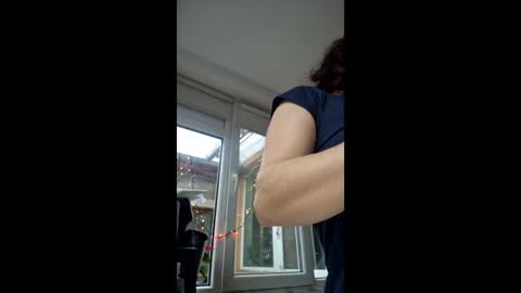 WildPersia online show from December 14, 12:54 pm