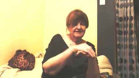 WildRedCat online show from April 19, 7:05 pm